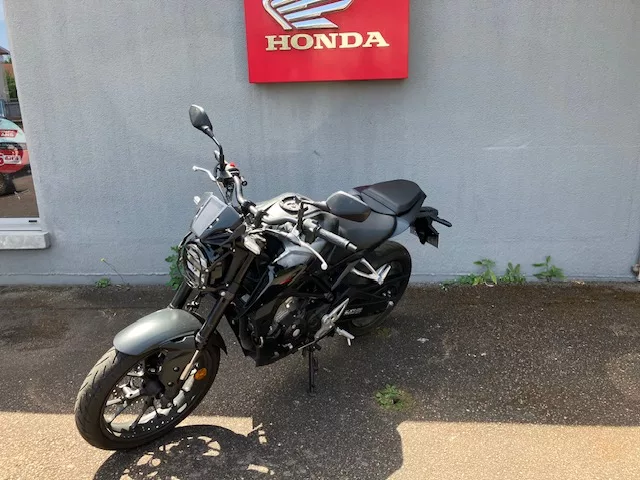 vuillemard motos motos cb125rc 341